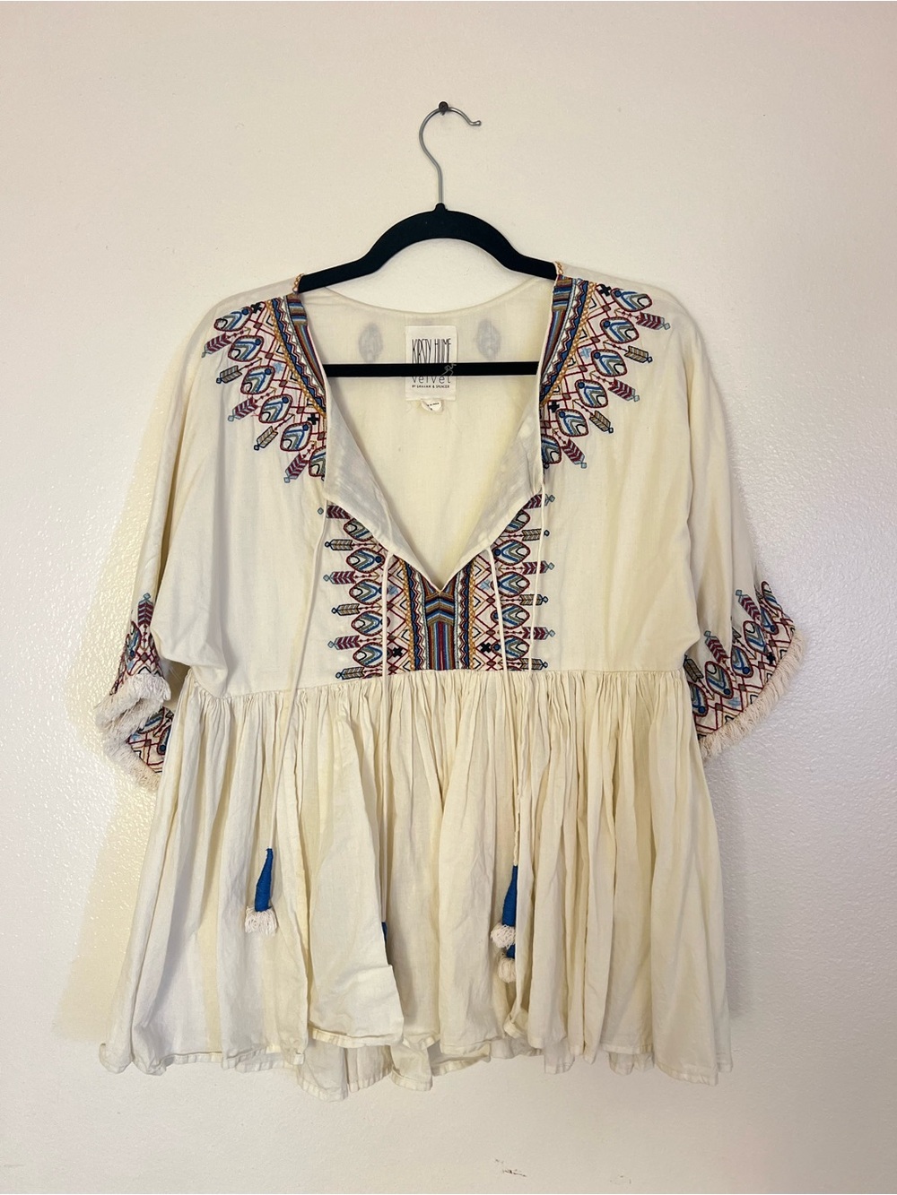 Velvet by Graham & Spencer Cream Embroidered Boho Tunic